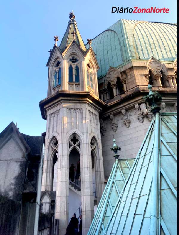 Segredos e detalhes de um tour dentro da Catedral da Sé. Vale a